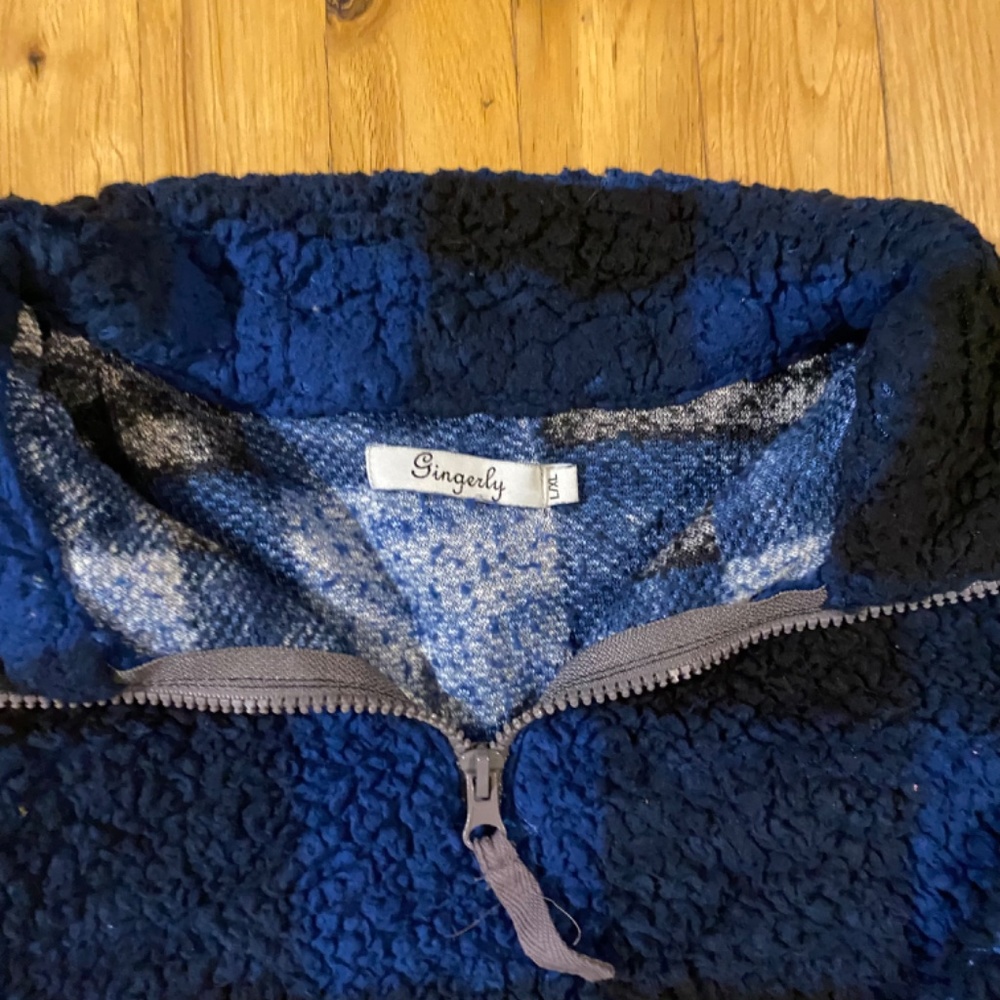 Half Zip Pull Over - image 3